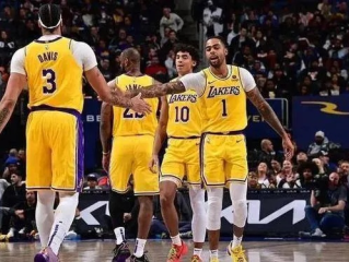 NBA交易最新消息，湖人酝酿大动作，勇士瞄准全明星前锋
