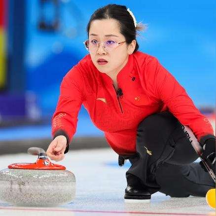 冰壶场上最年轻的定海神针，为什么是韩雨当队长？