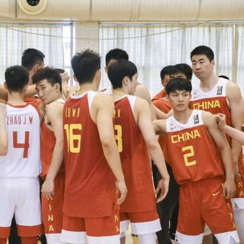 演员周鹏，从龙套到实力派的蜕变之路