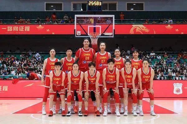 中国女篮今晚决赛直播在哪里看?完整观赛指南与赛事前瞻 中国女篮今晚决赛直播在哪里看?完整观赛指南与赛事前瞻